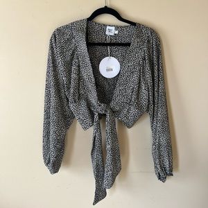 Princess Polly black and white patterned tie front top